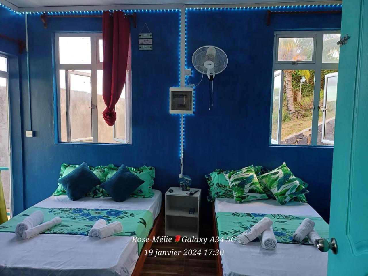 Chez Tonio Magic Ocean View Villa Port South East Ngoại thất bức ảnh